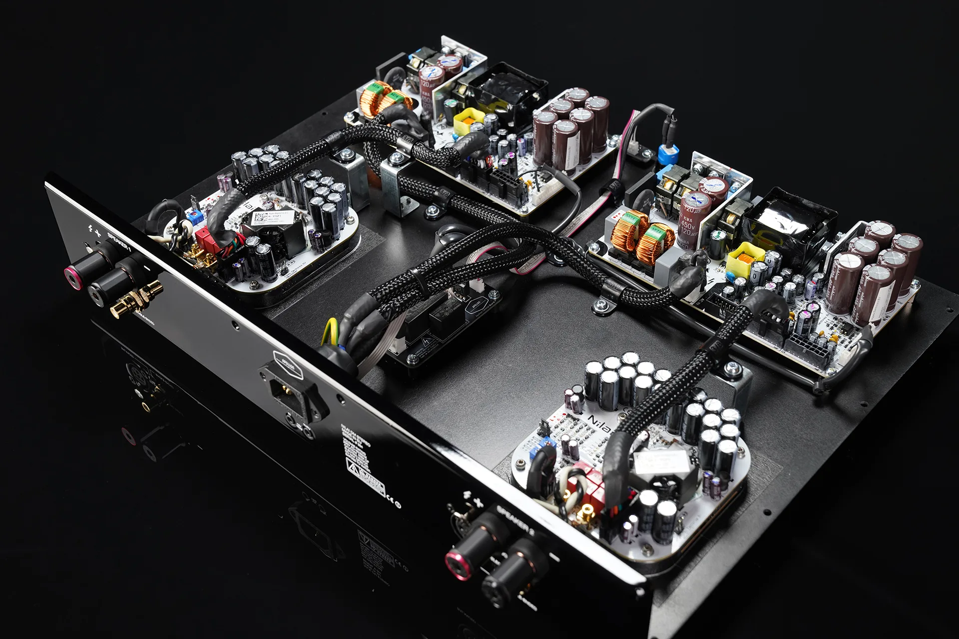Hypex-Nilai-500-Stereo-Dual-Mono-Amplifier-Inside-Modules-Apollon-Audio-jpg.webp